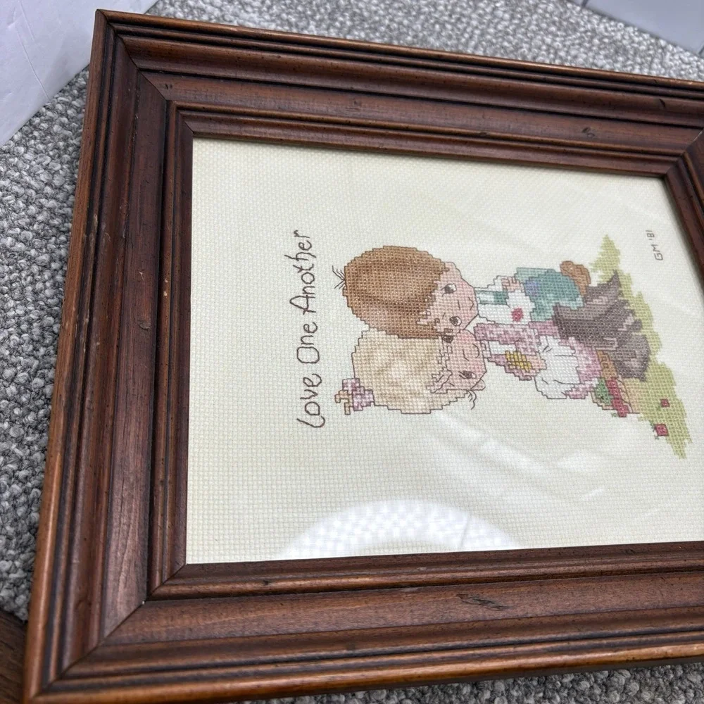 N/A set framed